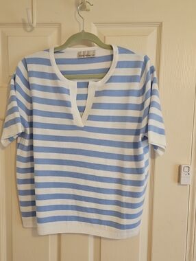 Zenana Outfitters Blue & White Striped Short Sleeve Top